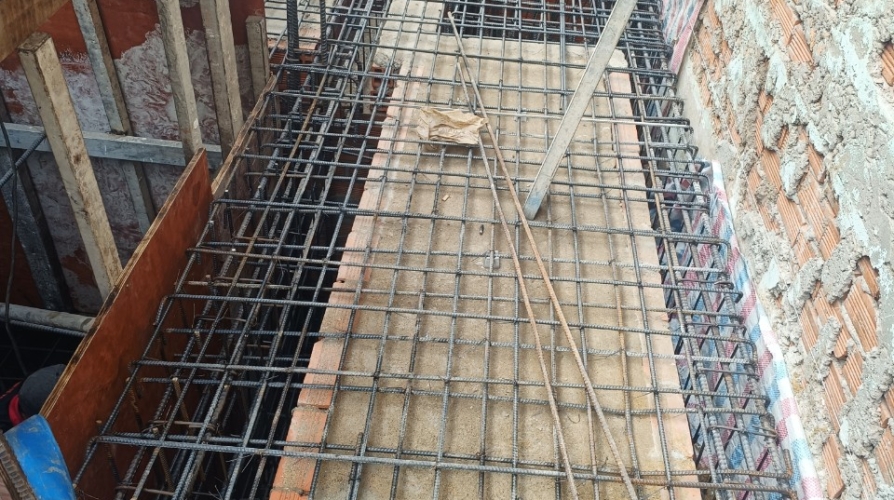 Đổ móng nhà phố ở Tân Phú